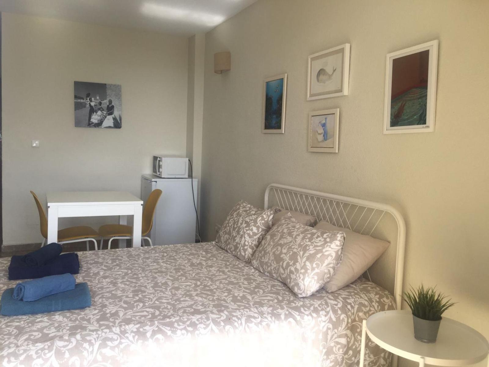 Apartamento En El Centro De Τορρεμολίνος Εξωτερικό φωτογραφία
